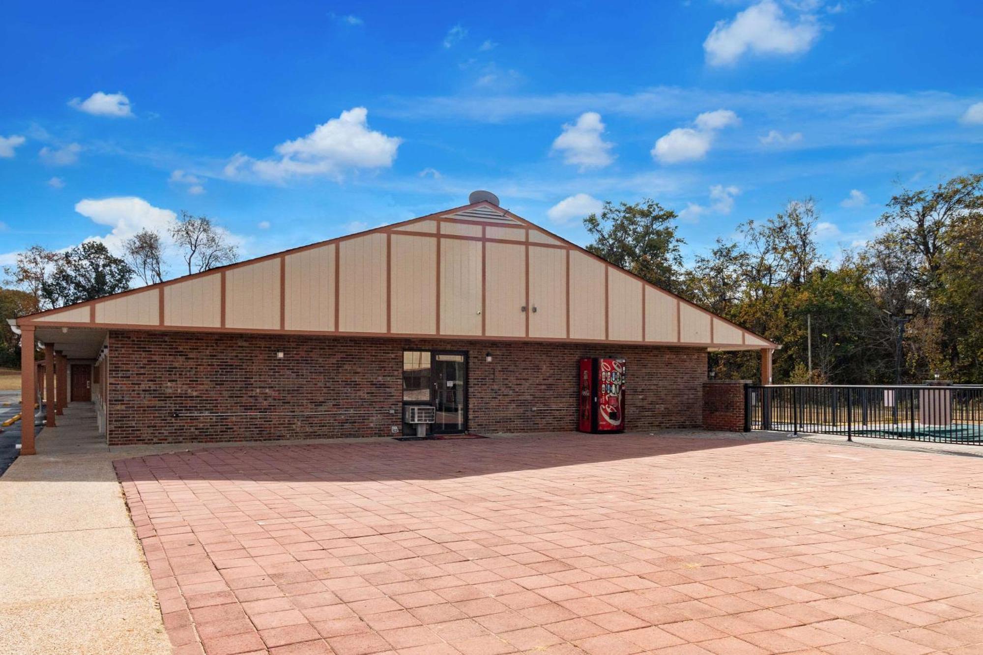 Econolodge Cornersville Esterno foto