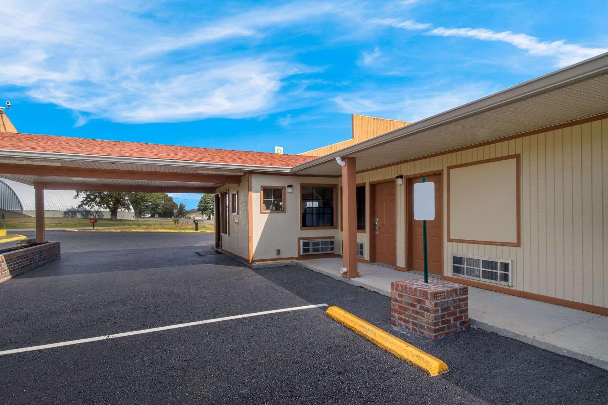 Econolodge Cornersville Esterno foto