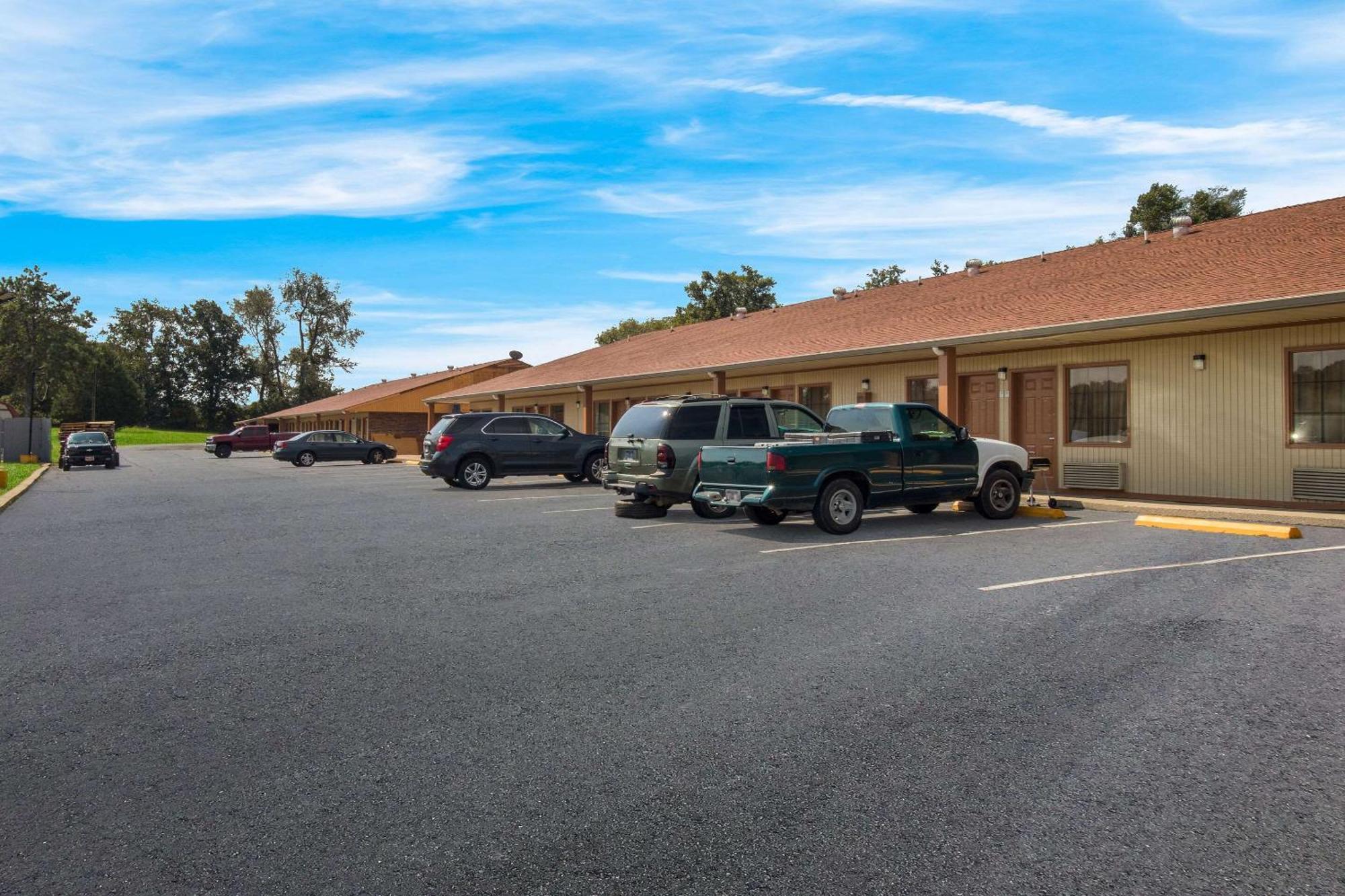 Econolodge Cornersville Esterno foto